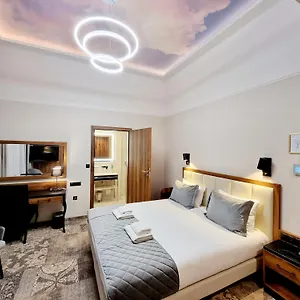 Hotel Sky, Cracóvia
